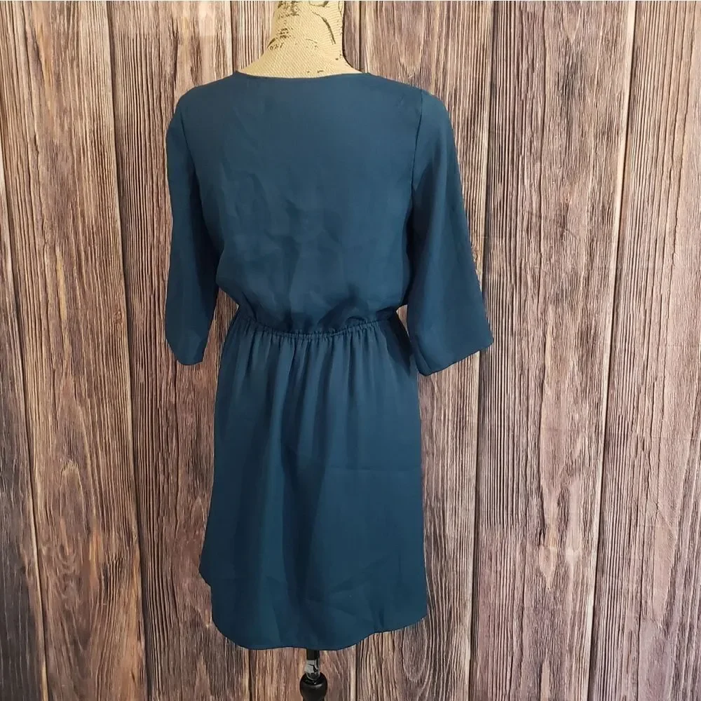 Loft Dress   - Picture 2 of 14